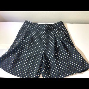 Ann Taylor dress shorts — size 2